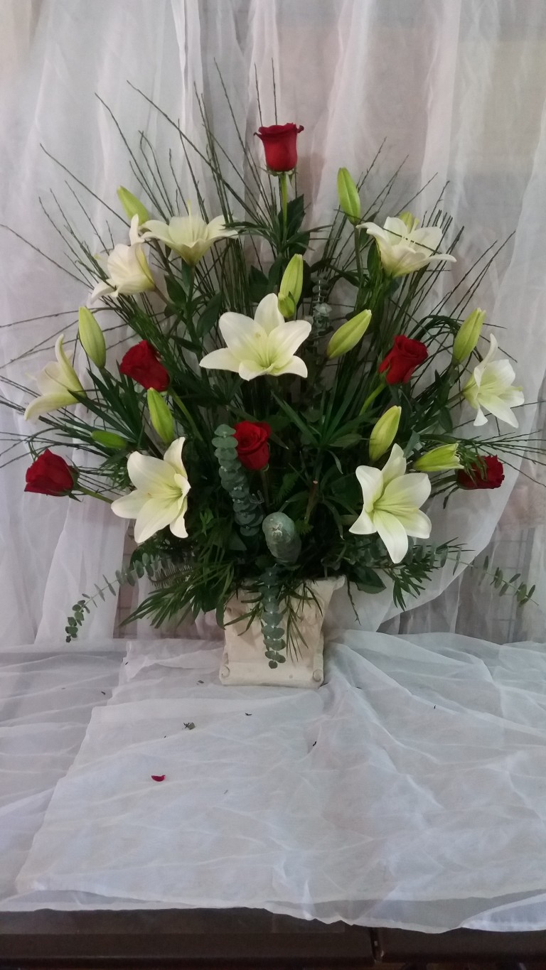 Arreglo Rosas Lilium